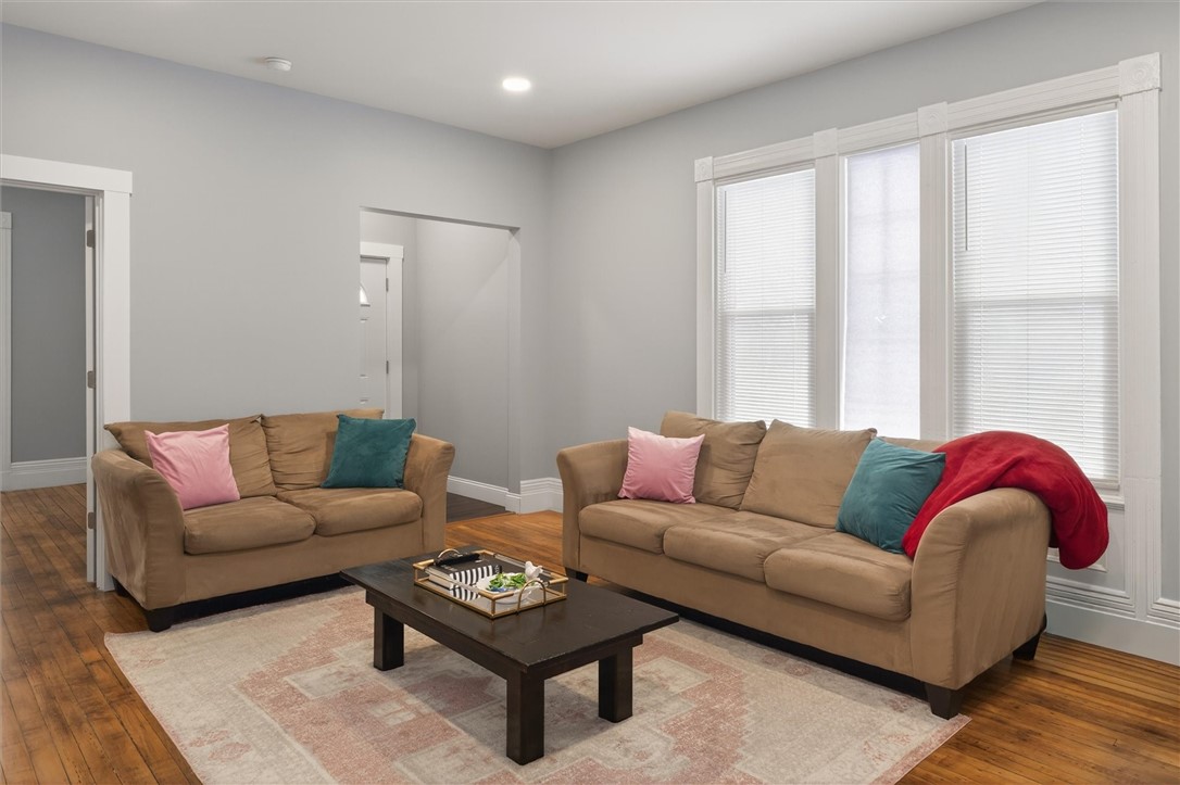 79 Ave B Rochester, NY 14621 - Photo 11 of 42