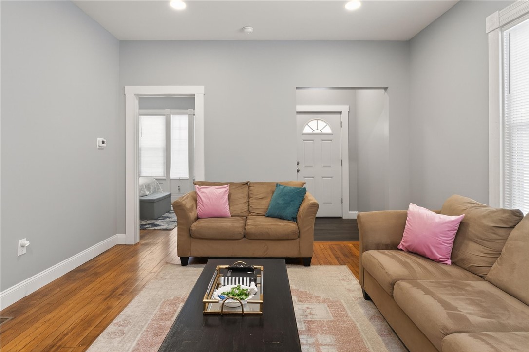 79 Ave B Rochester, NY 14621 - Photo 13 of 42