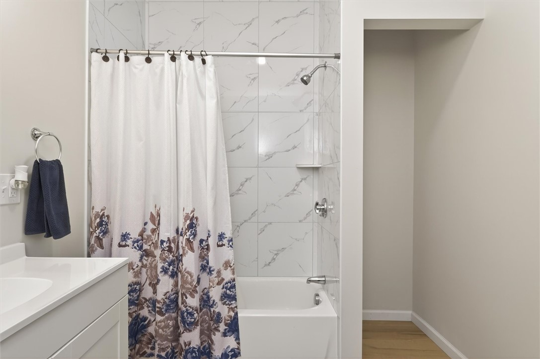 79 Ave B Rochester, NY 14621 - Photo 23 of 42