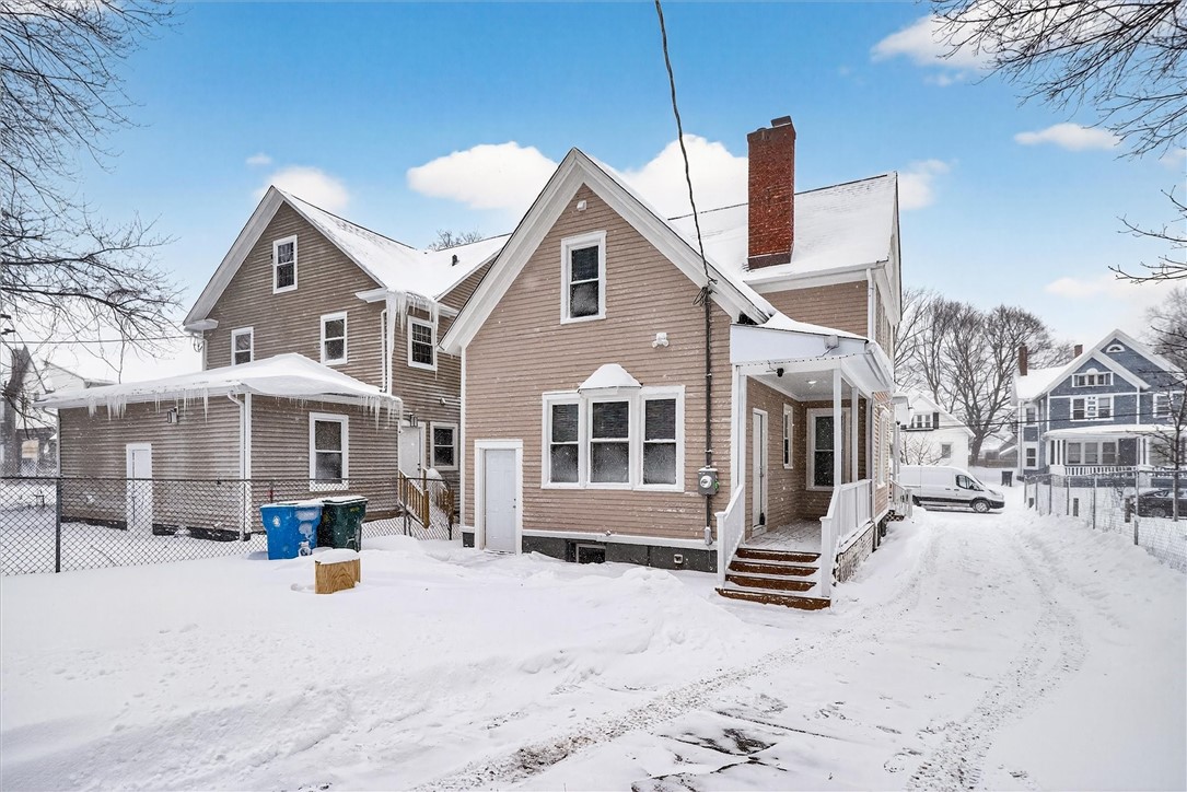 79 Ave B Rochester, NY 14621 - Photo 5 of 42