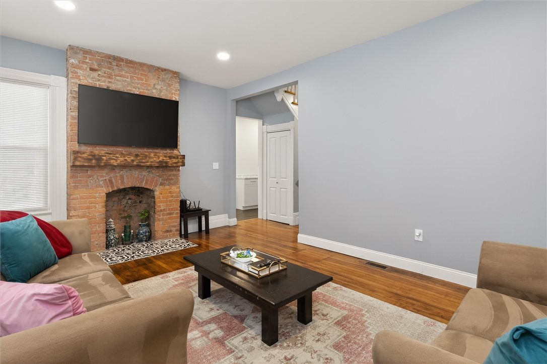 79 Ave B Rochester, NY 14621 - Photo 9 of 42