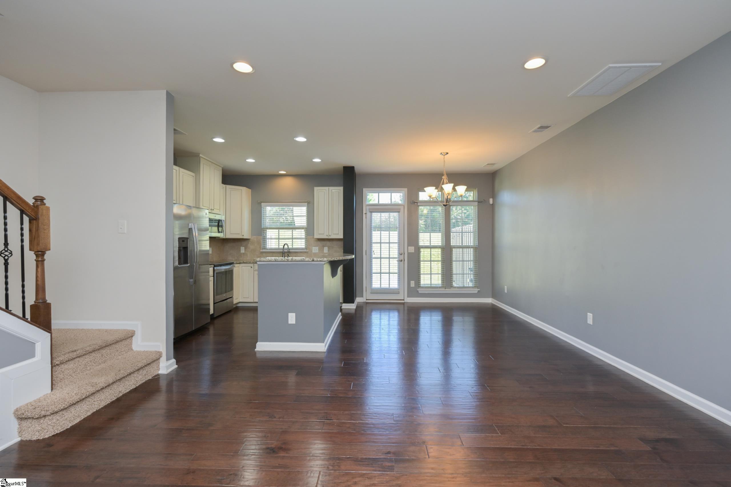451 Christiane Way Greenville, SC 29607 - Photo 3 of 18 Gallery Image 3
