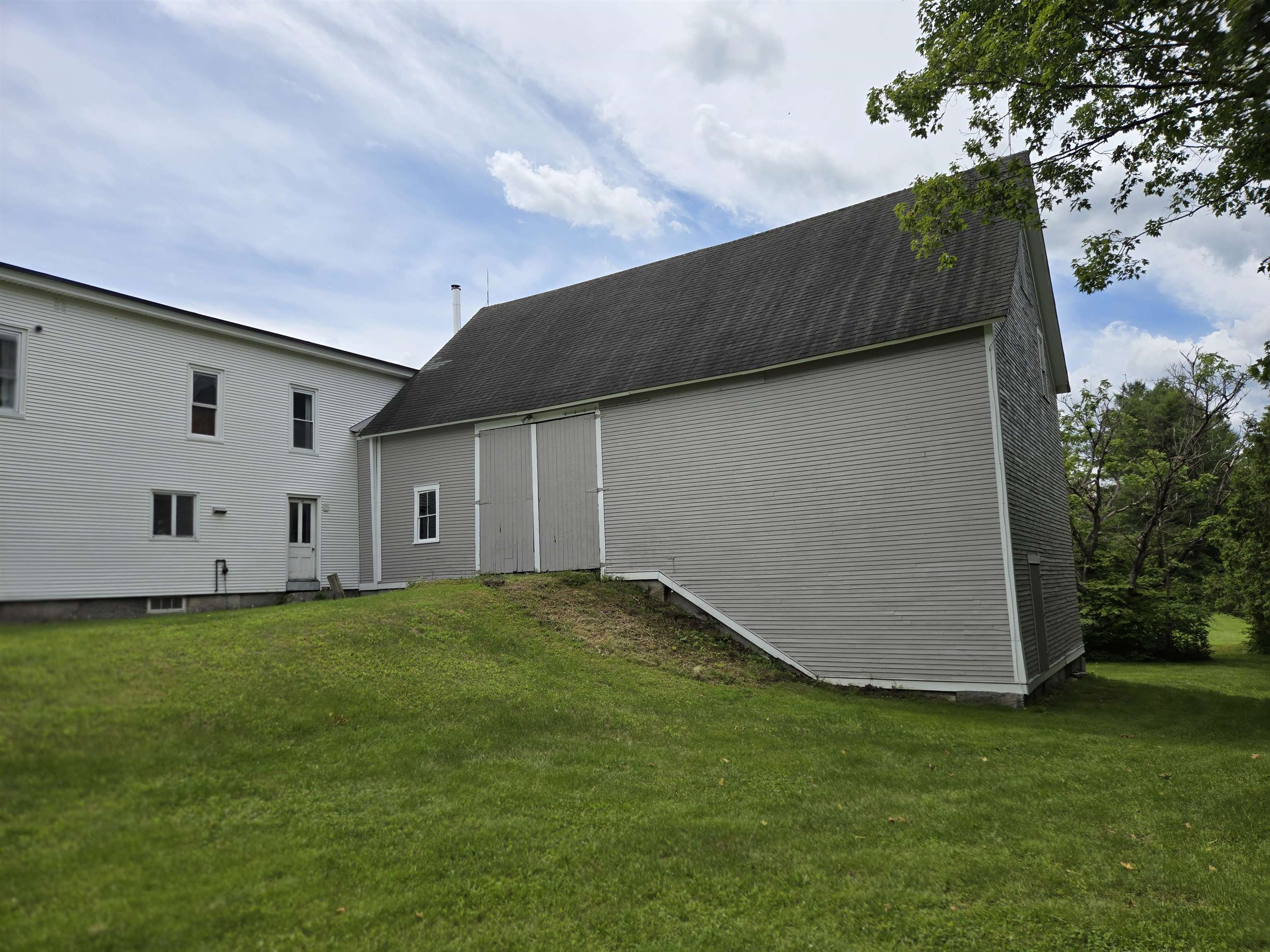 144 West Cobble Hill Road Barre Town, VT 05641 - Photo 11 of 60