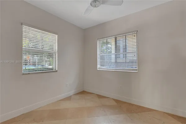 $2,200 | 814 Lenox Avenue, Unit 8, Miami Beach, FL 33139