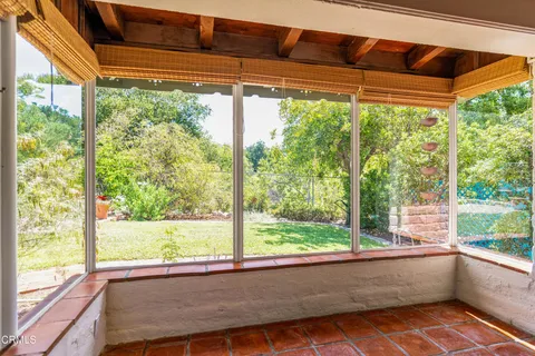 $1,589,000 | 2300 El Moreno Street, La Crescenta, CA 91214
