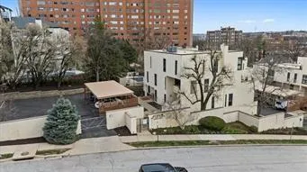 $399,000 | 4557 Walnut Street, Kansas City, MO 64111