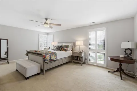 $399,000 | 4557 Walnut Street, Kansas City, MO 64111