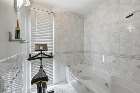 $399,000 | 4557 Walnut Street, Kansas City, MO 64111