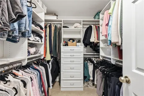 $399,000 | 4557 Walnut Street, Kansas City, MO 64111