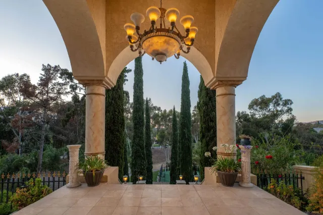 $5,395,000 | 459 Flores De Oro, Rancho Santa Fe, CA 92067