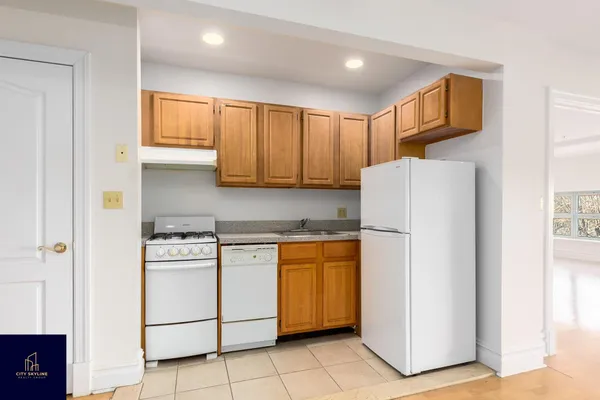 $835,000 | 19-19 24th Avenue, Unit L411 | Astoria