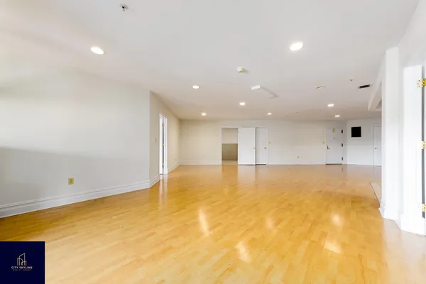 $835,000 | 19-19 24th Avenue, Unit L411 | Astoria