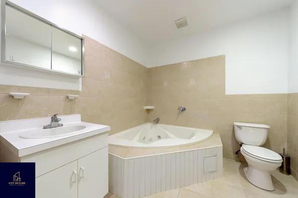 $835,000 | 19-19 24th Avenue, Unit L411 | Astoria