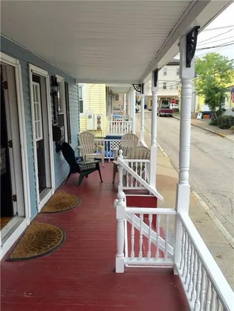$2,400 | 16 Grafton Street, Newport, RI 02840