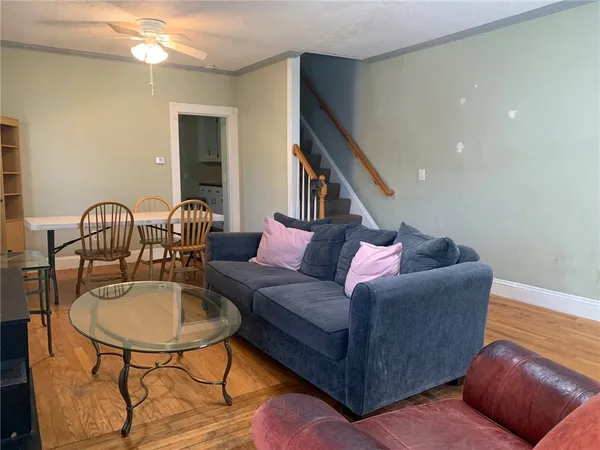 $2,400 | 16 Grafton Street, Newport, RI 02840