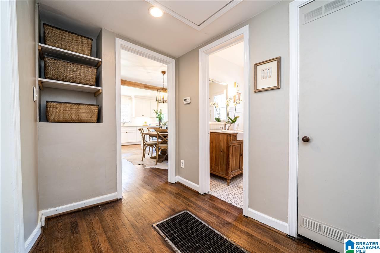 703 Broadway Street Birmingham, AL 35209 - Photo 18 of 32