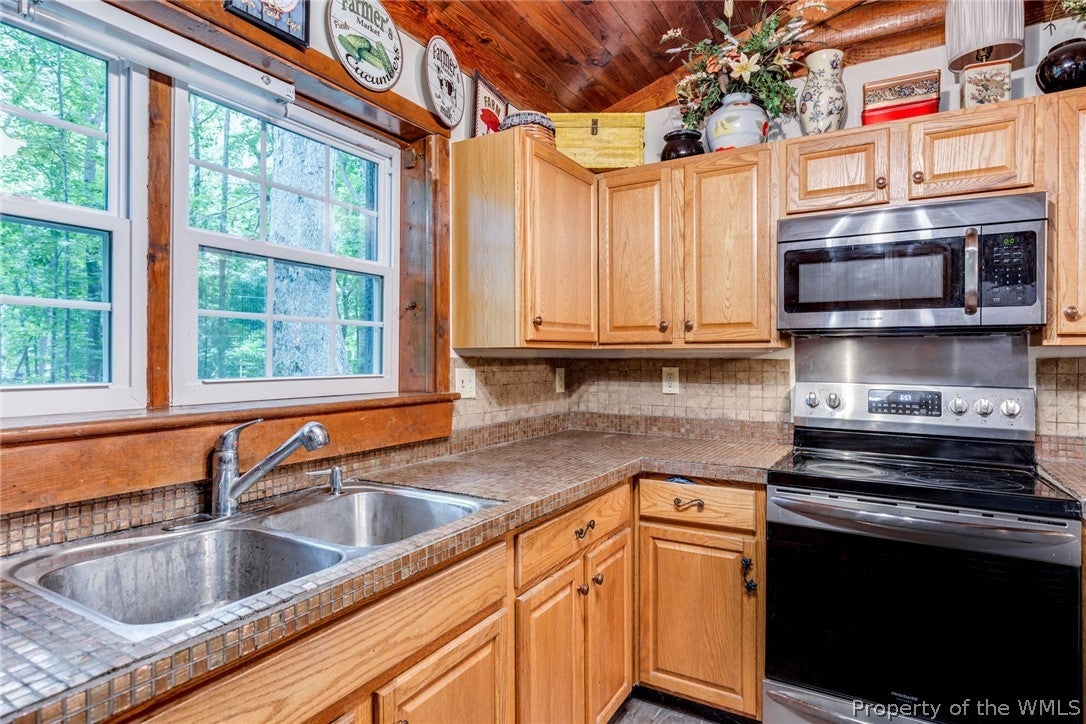 101 Camp Road Toano, VA 23168 - Photo 17 of 42 Gallery Image 17