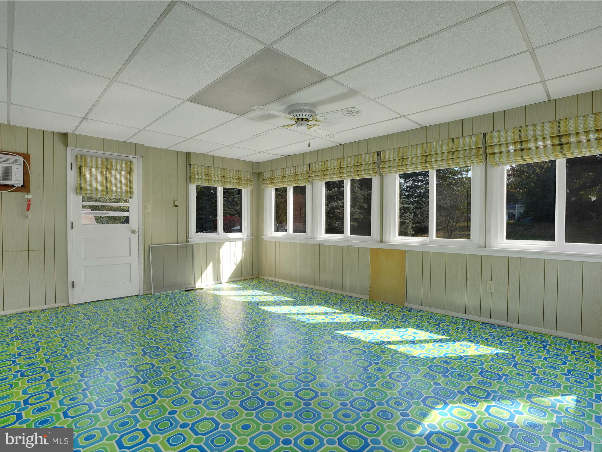 2456 Warwick Road York, PA 17408 - Photo 17 of 30 Gallery Image 17