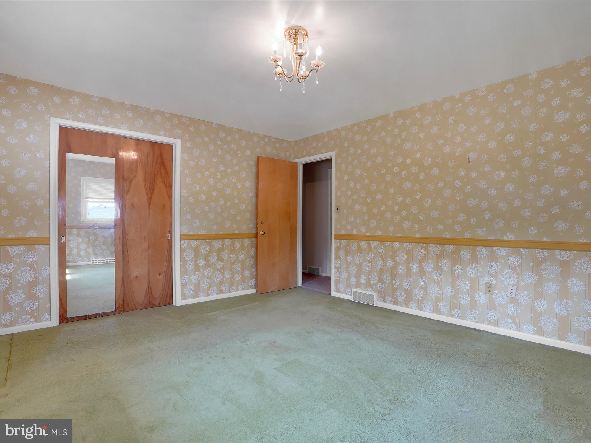 2456 Warwick Road York, PA 17408 - Photo 19 of 30 Gallery Image 19