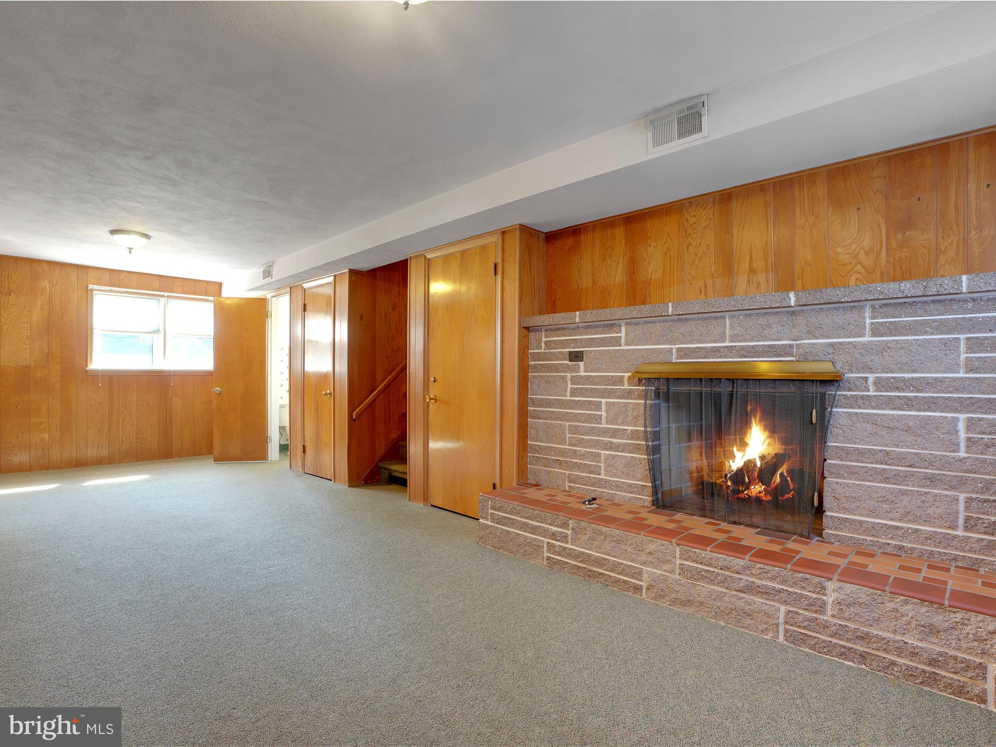 2456 Warwick Road York, PA 17408 - Photo 25 of 30 Gallery Image 25