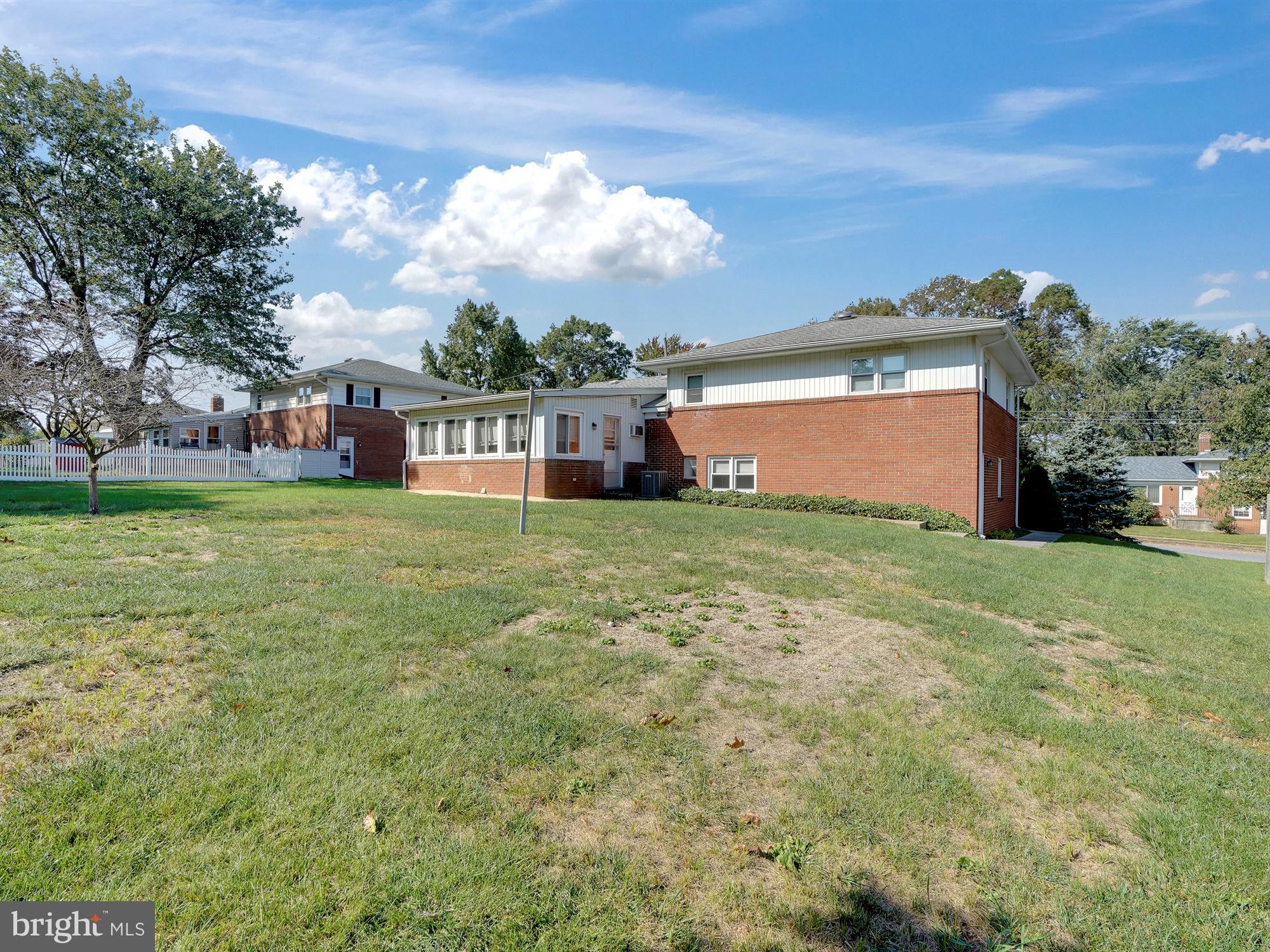 2456 Warwick Road York, PA 17408 - Photo 28 of 30 Gallery Image 28