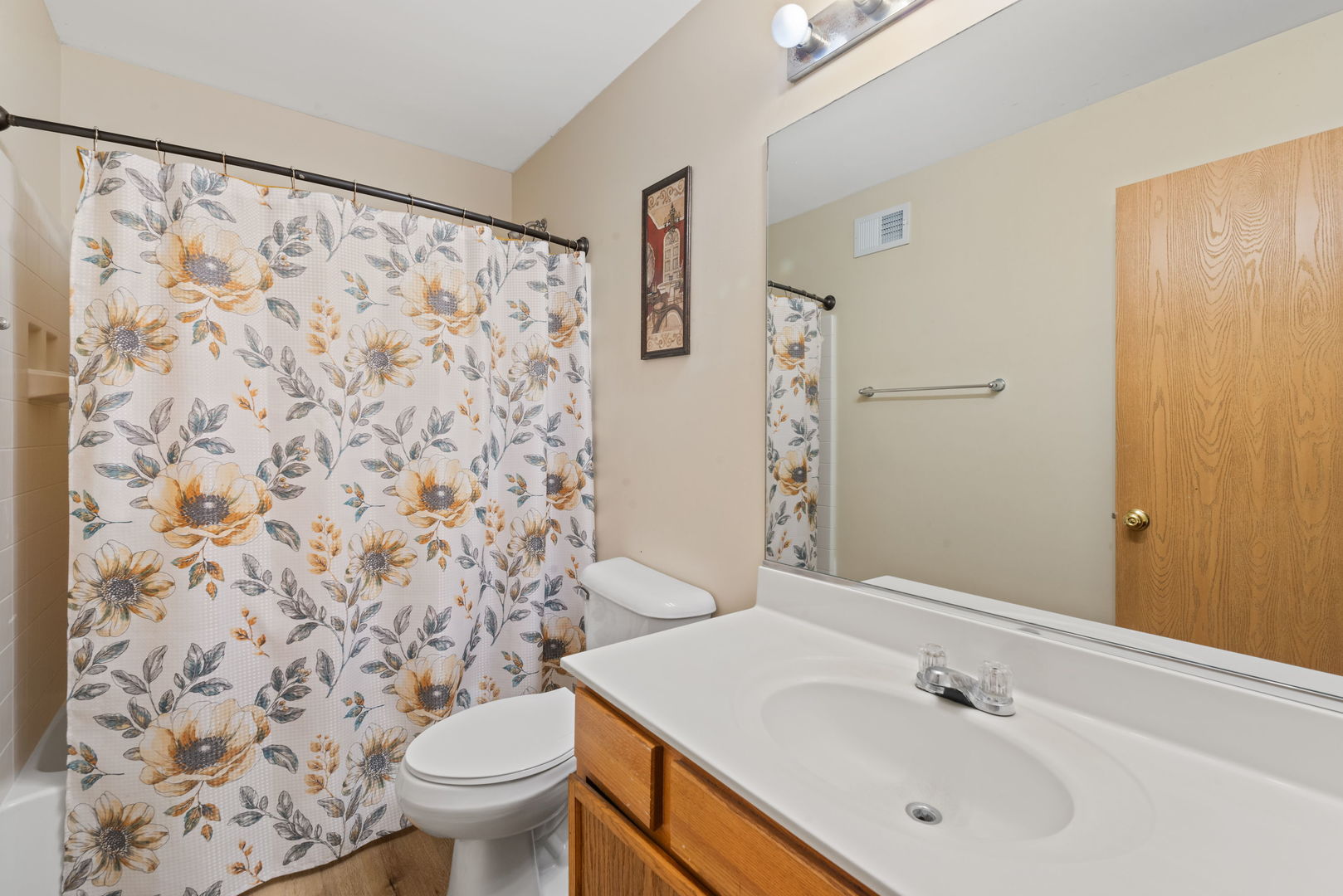 1645 Victoria Park Circle, Unit 1645 Aurora, IL 60504 - Photo 12 of 15