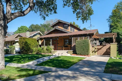 $1,699,000 | 1046 North Michigan Avenue, Pasadena, CA 91104
