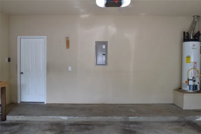 $2,295 | 11717 Alexs Lane, Austin, TX 78748