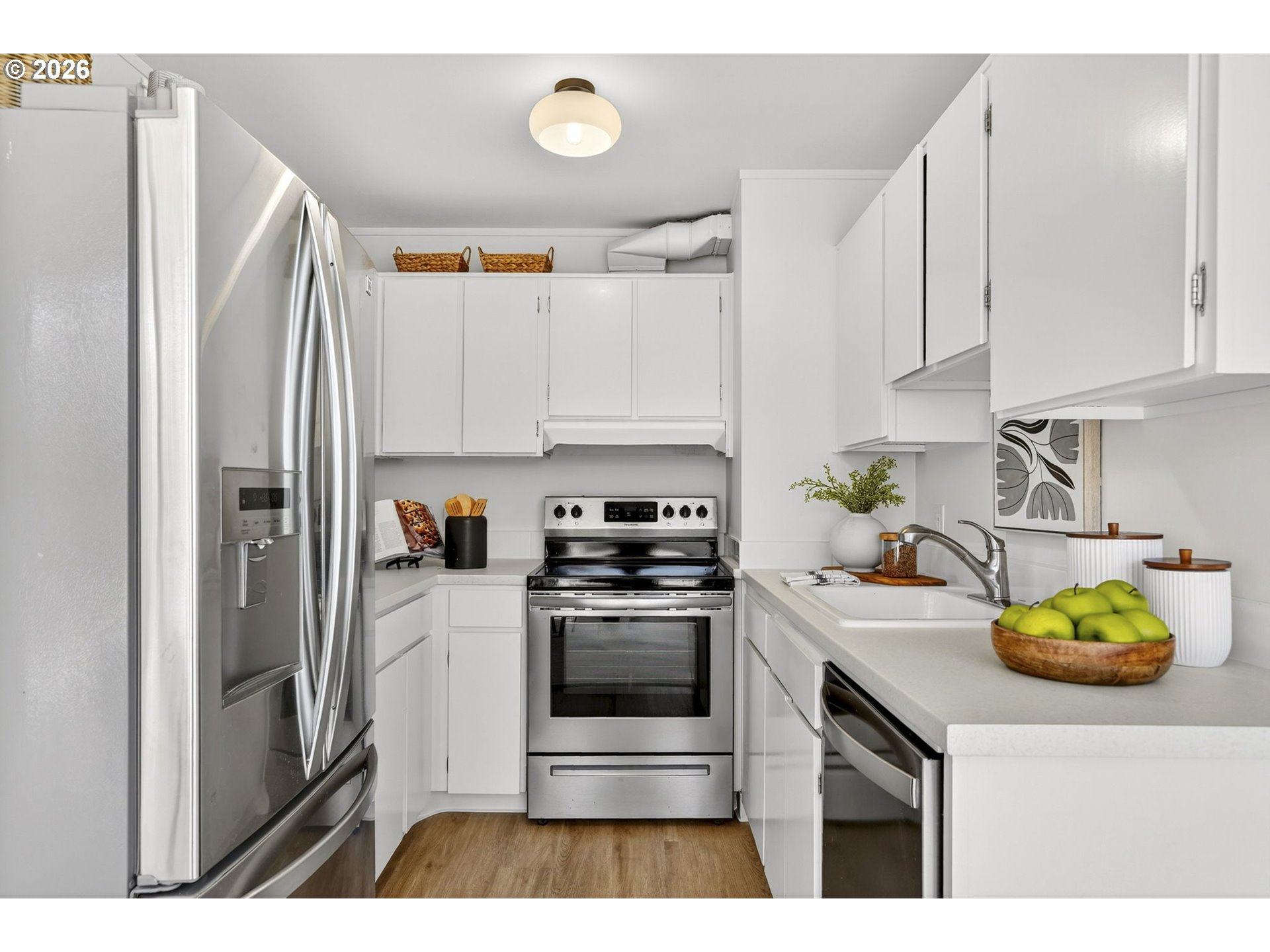 1220 Northeast 17th Avenue, Unit 4F Portland, OR 97232 - Photo 11 of 24 Kitchen
