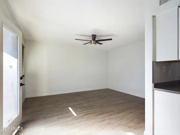 $1,250 | 3038 North 38th Street, Unit 4, Phoenix, AZ 85018