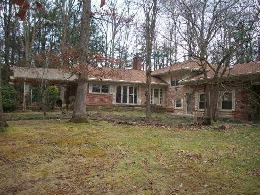 635 Dorton Road Crossville, TN 38555 - Photo 1 of 1 Primary Photo