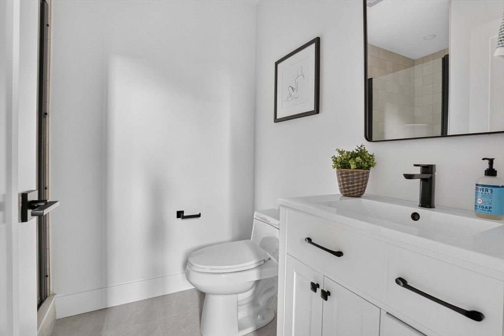 37 Kingston Street, Unit R Somerville, MA 02144 - Photo 21 of 29