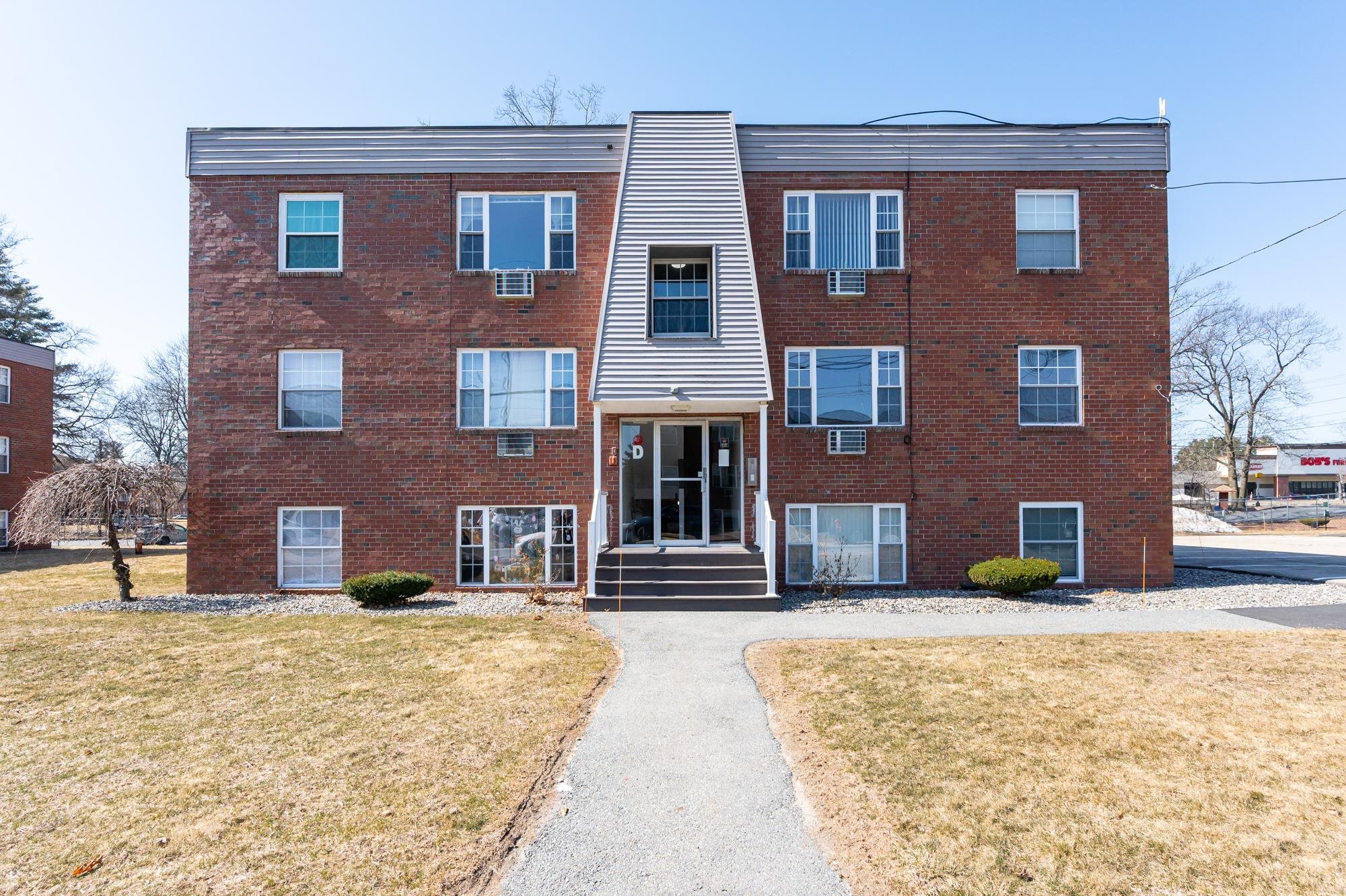 99 Cluff Crossing Road, Unit D6 Salem, NH 03079 - Photo 1 of 19 Gallery Image 1