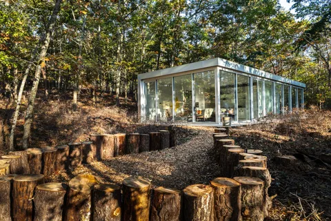 $3,995,000 | 986-988 Noyac Path, Water Mill, NY 11976