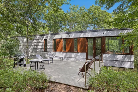 $3,995,000 | 986-988 Noyac Path, Water Mill, NY 11976