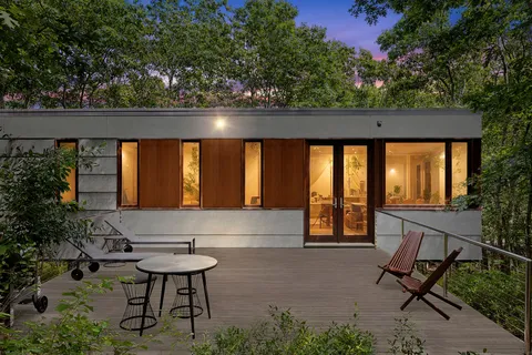 $3,995,000 | 986-988 Noyac Path, Water Mill, NY 11976