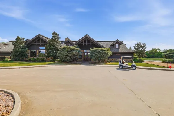 $495,000 | 365 Dublin Circle, Gordonville, TX 76245