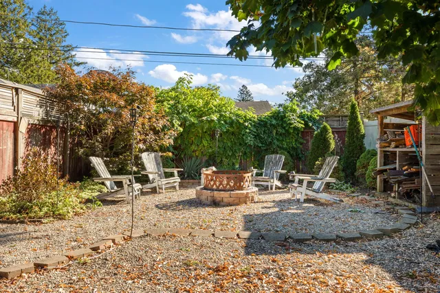 $374,900 | 445 South Ellis Street, Bensenville, IL 60106