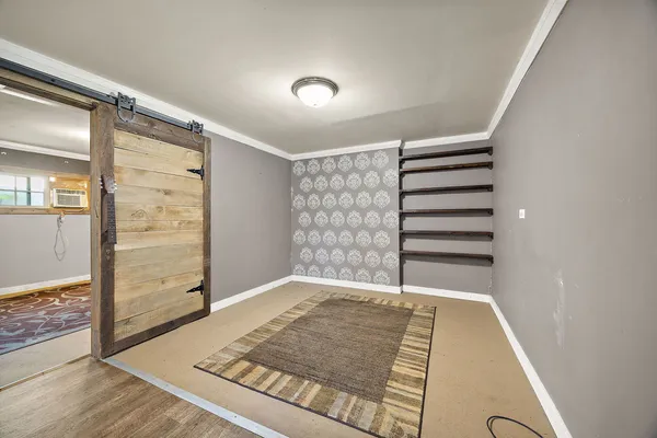 a view of a storage & utility room