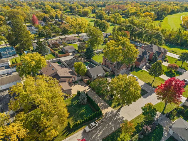 $374,900 | 445 South Ellis Street, Bensenville, IL 60106