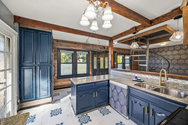 a view of an entryway