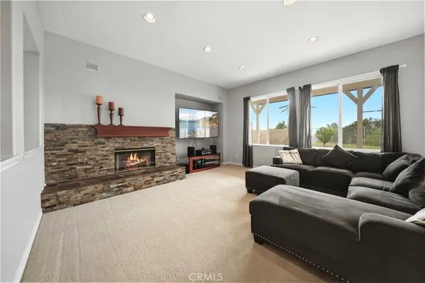 $998,000 | 28653 Crown Heights Court, Canyon Country, CA 91387