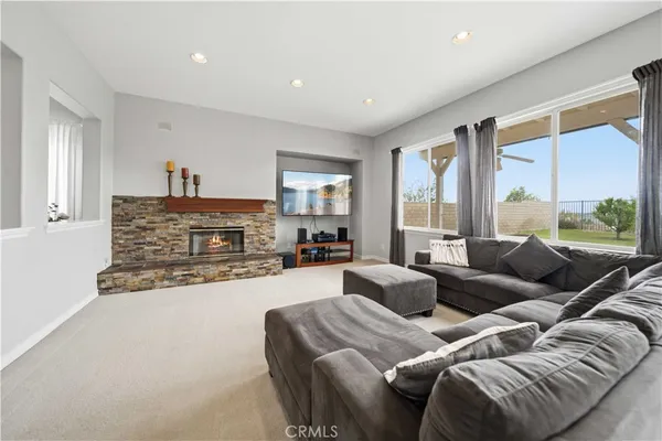 $998,000 | 28653 Crown Heights Court, Canyon Country, CA 91387