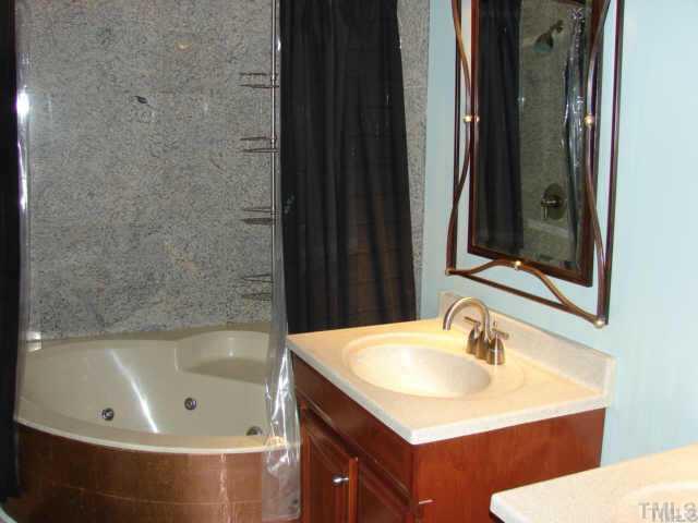 3125 Hunters Bluff Drive Raleigh, NC 27606 - Photo 10 of 13 Gallery Image 10