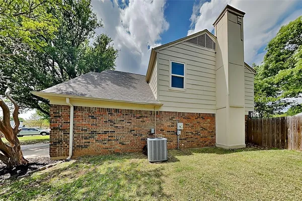 $2,545 | 6869 Dogwood Court, North Richland Hills, TX 76182