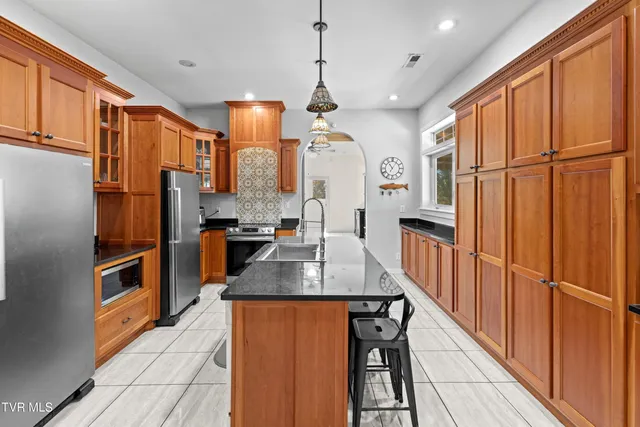 $2,499,900 | 6600 Fish Hatchery Road, Russellville, TN 37860