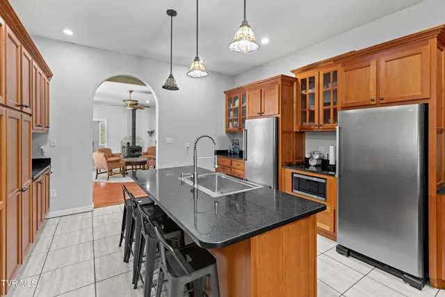 $2,499,900 | 6600 Fish Hatchery Road, Russellville, TN 37860