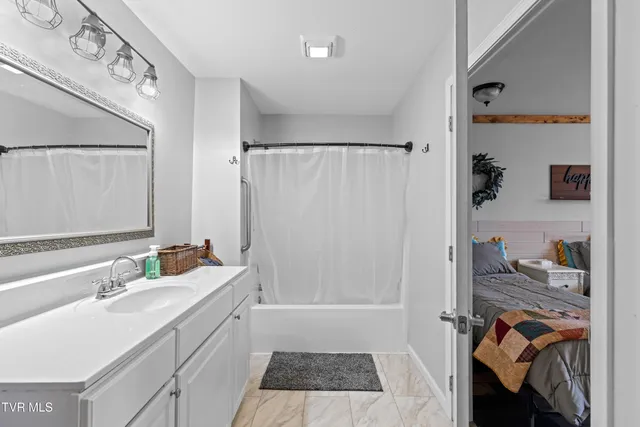 $2,499,900 | 6600 Fish Hatchery Road, Russellville, TN 37860