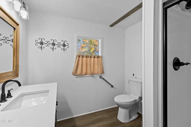 $2,499,900 | 6600 Fish Hatchery Road, Russellville, TN 37860