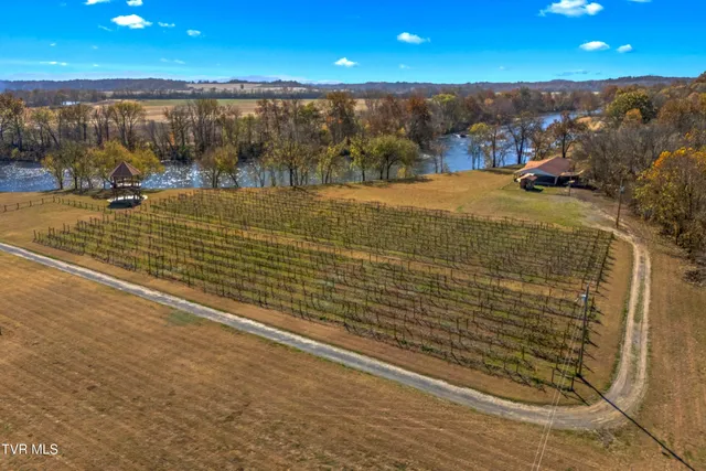 $2,499,900 | 6600 Fish Hatchery Road, Russellville, TN 37860